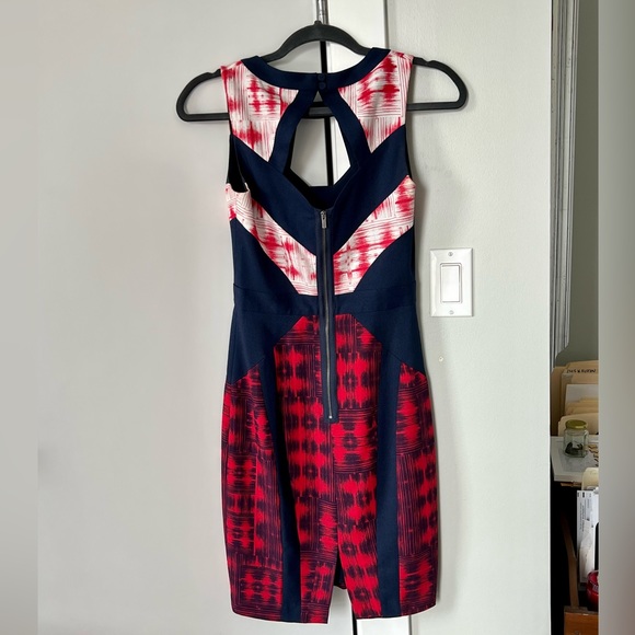 BCBG Maxazria classy dress - Picture 3 of 6